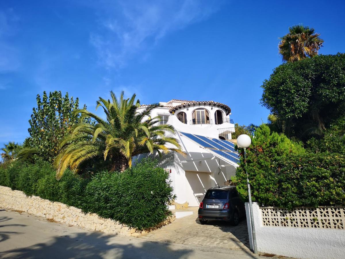 Villa La Madrugada - Luxury With Sea Views And Private Heated Pool Moraira